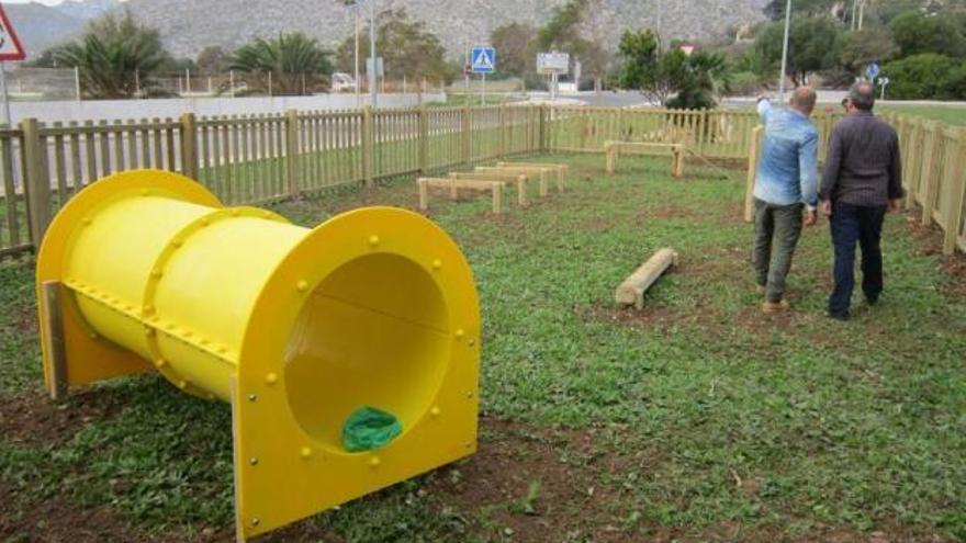 El parque tendrá diversos elementos para el ocio de las mascotas.