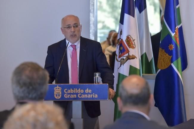 Reunión del Cabildo de Gran Canaria y los ...