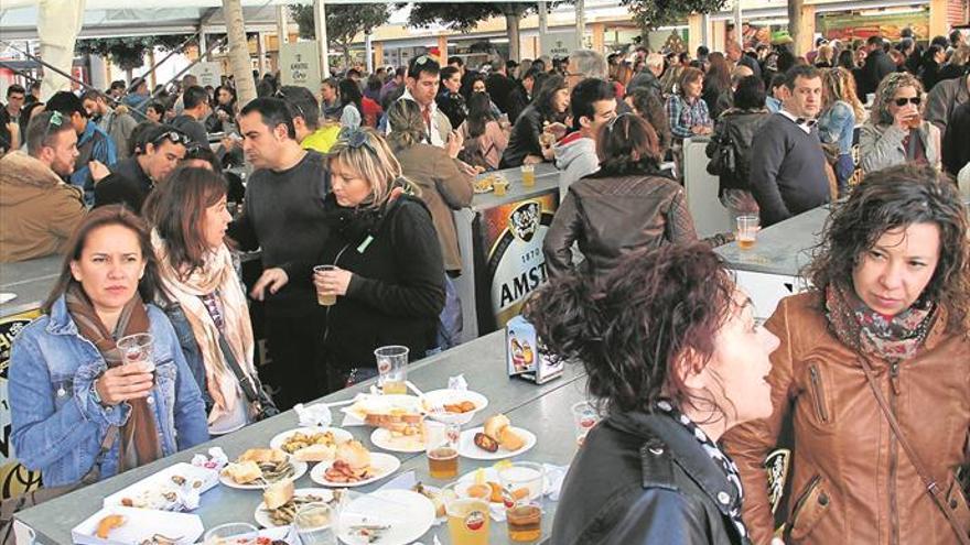 El Mesón de la Tapa y la Cerveza, epicentro culinario de las fiestas