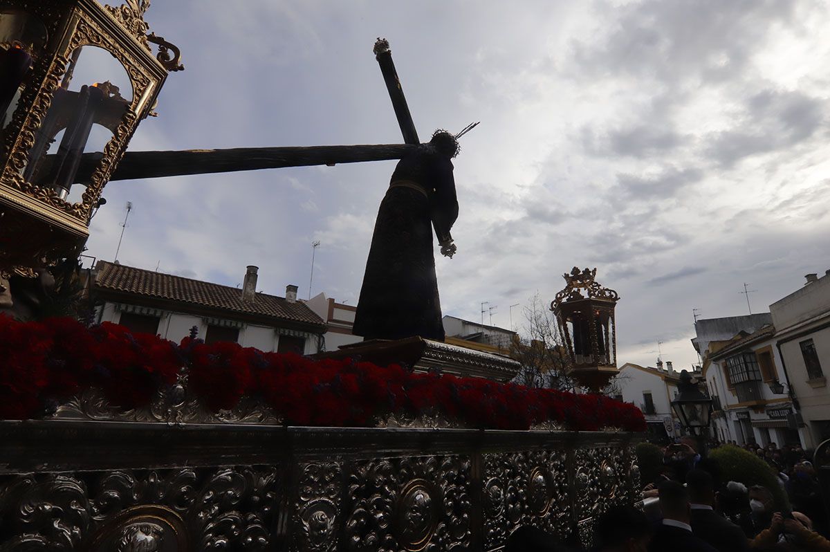 El Vía Crucis de las cofradías vuelve a la calle presidido por Jesús del Calvario