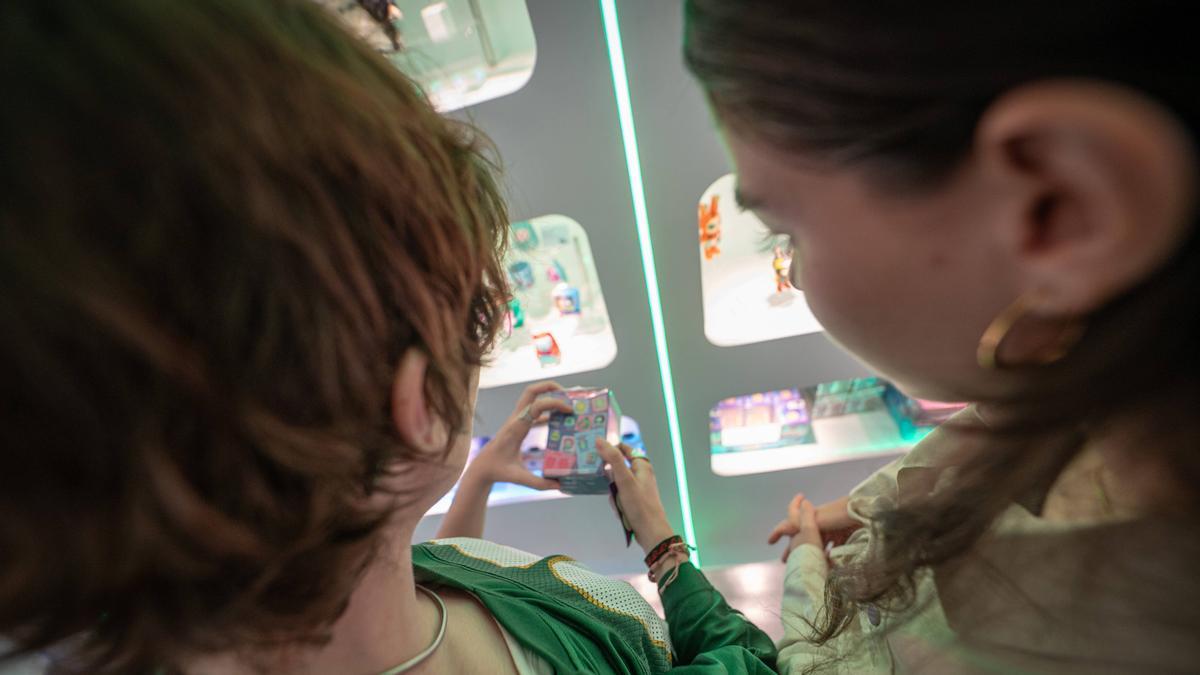 Abre la primera tienda Blind Box en Barcelona: el fenómeno de las cajas sorpresa