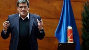 Escrivá ofereix més poder als sindicats i empresaris en el fons de pensions públic