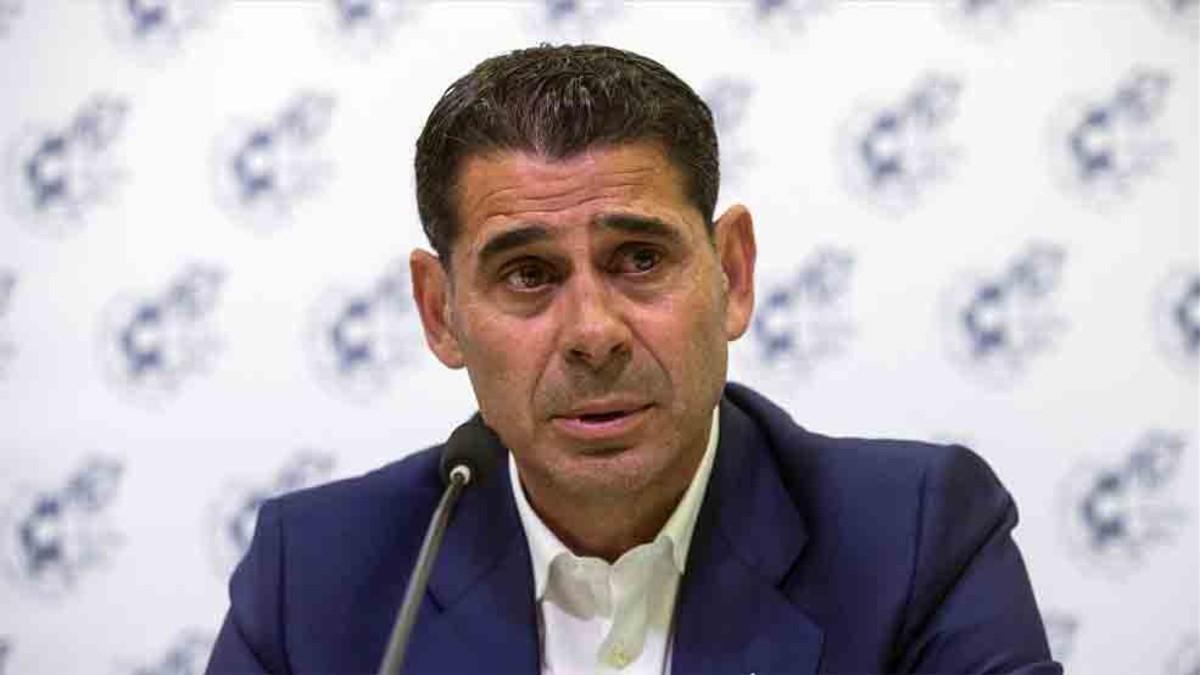 Fernando Hierro es director deportivo de la selección