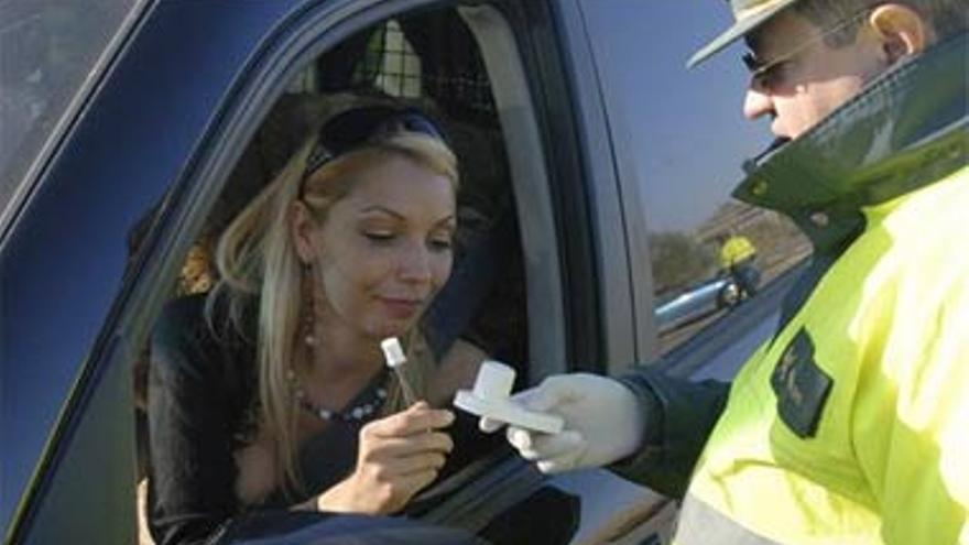 Cataluña generalizará los test de drogas a conductores al aumentar los positivos