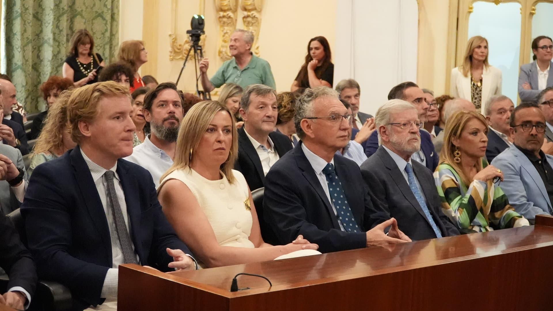 Toma de posesión de Raquel del Puerto como primera presidenta de la Diputación de Badajoz.