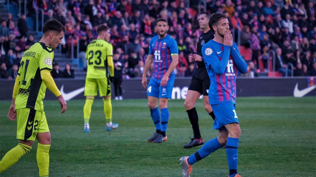 Imagen del partido entre el Eldense y el Sabadell jugado en el Nuevo Pepico Amat.