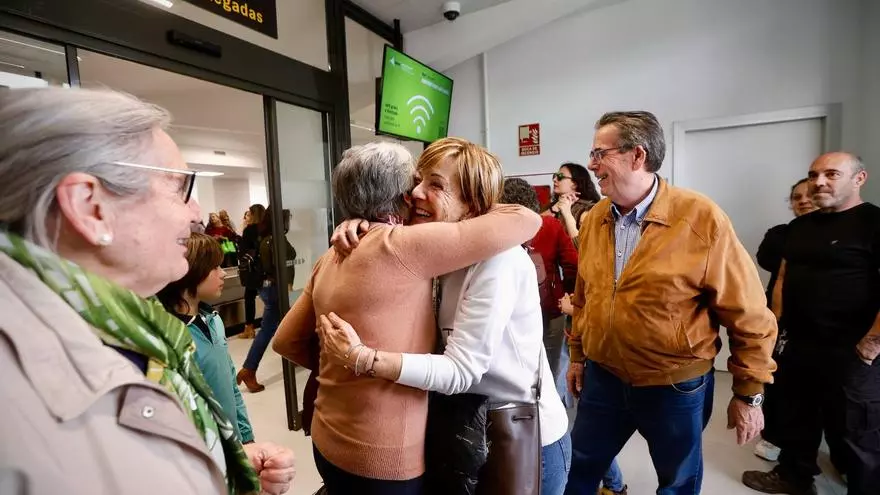 Los primeros pasajeros de la conexión de Córdoba con Canarias: "Esto es un auténtico lujo"