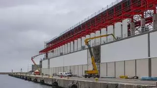 El Puerto de Alicante prevé tener operativa la nueva terminal cerrada de graneles en julio
