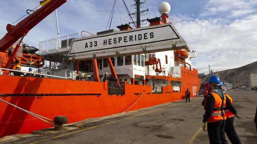 El Hespérides zarpaba este miércoles desde Cartagena hacia la Antártida