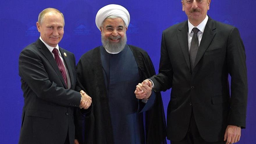 Putin defiende en Irán el acuerdo nuclear de las amenazas de EEUU