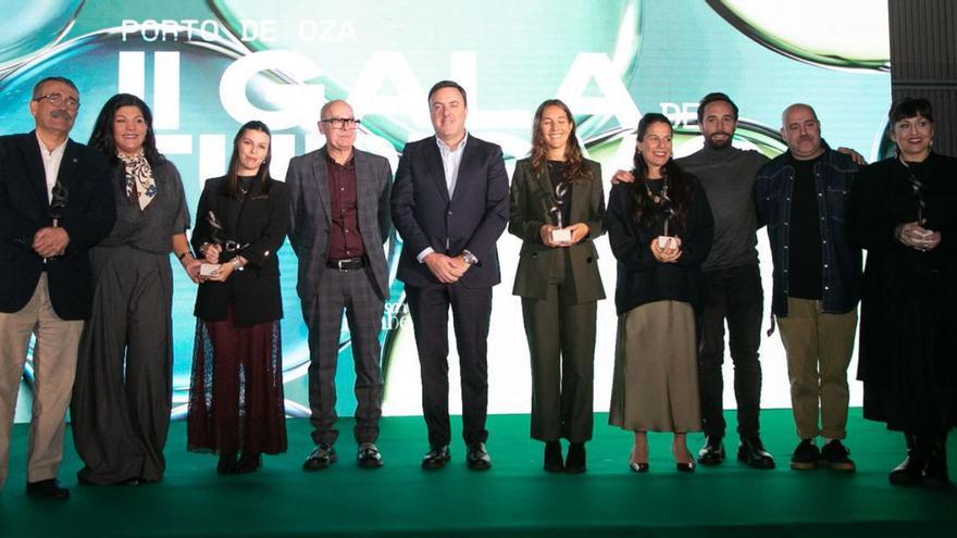 Autoridades y otros asistentes a la Gala de Turismo. | LOC