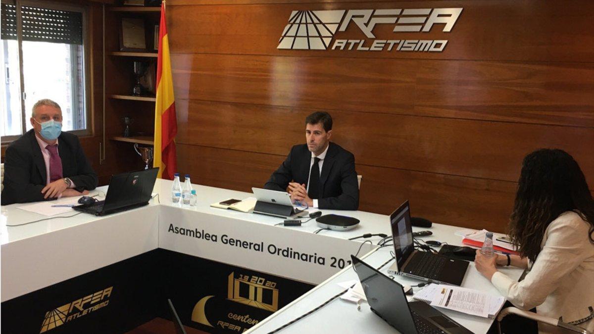 Raúl Chapado presidió la Asamblea telemática de la RFEA