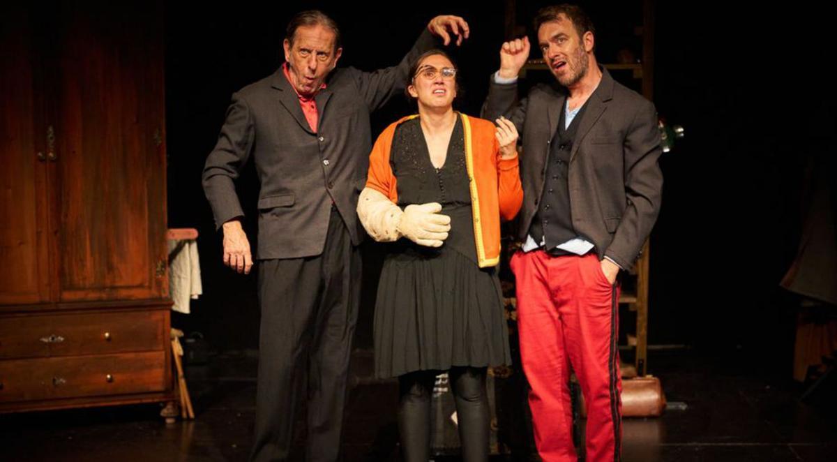Carles Molinet, Catalina Florit y Xavi Frau. | IGUANA TEATRE