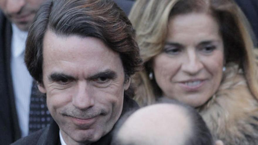 José María Aznar, junto a su esposa Ana Botella.