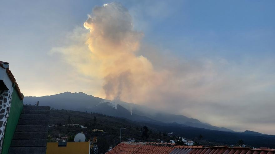 Aumenta la explosividad en el volcán de La Palma