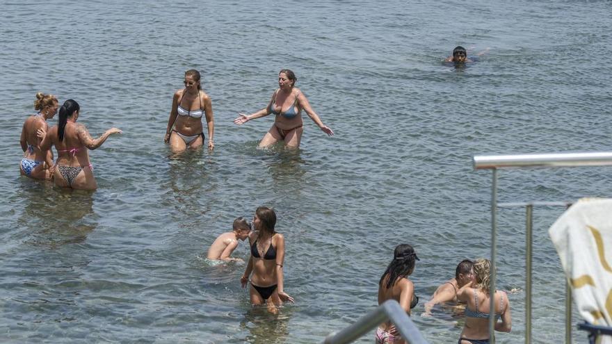 Las temperaturas volverán a subir este sábado en Canarias y se esperan alcanzar hasta 34 grados
