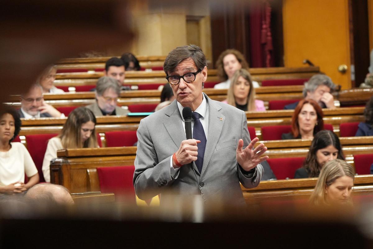 El president, Salvador Illa, este miércoles en el Parlament. El president, Salvador Illa, este miércoles en el Parlament.