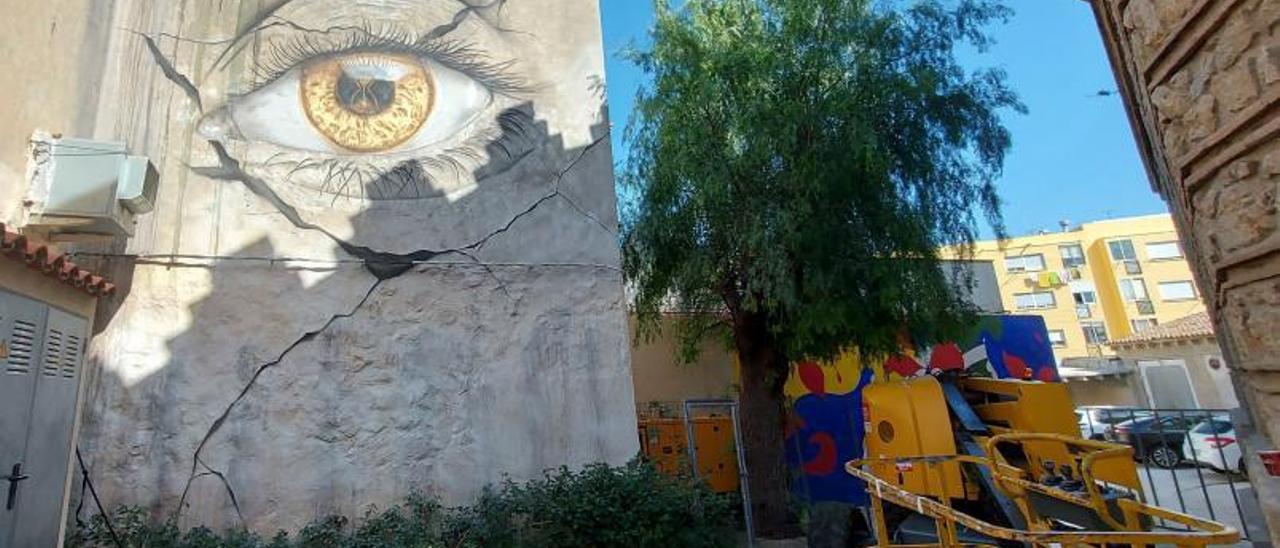 Uno de los murales de la muestra Art al Carrer de Ondara | LEVANTE-EMV