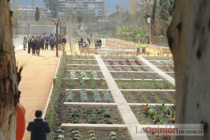 Alameda del Malecón: el entorno urbano del Segura estrena nuevo espacio verde