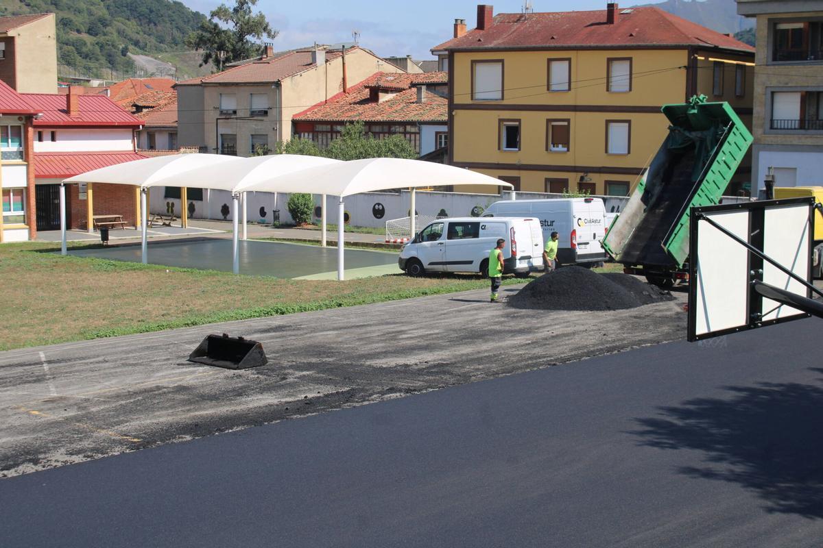 Obras en el colegio rural Agrupado CRA de Campomanes en Lena
