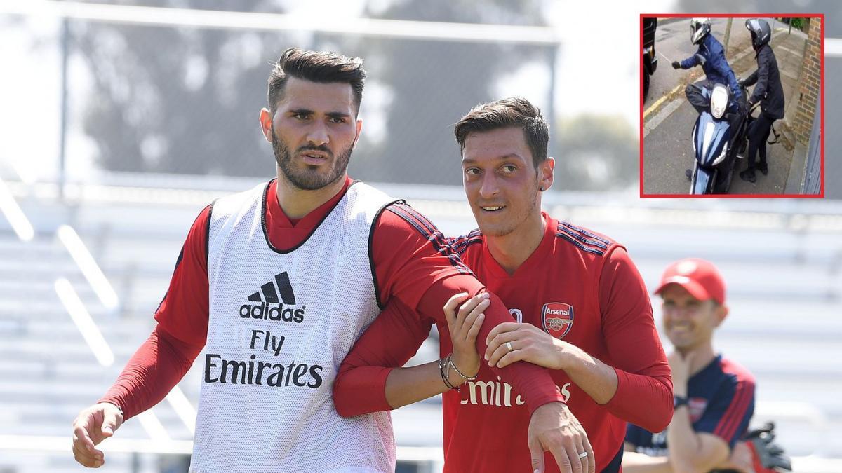 Kolasinac y Özil, compañeros de equipo en el Arsenal