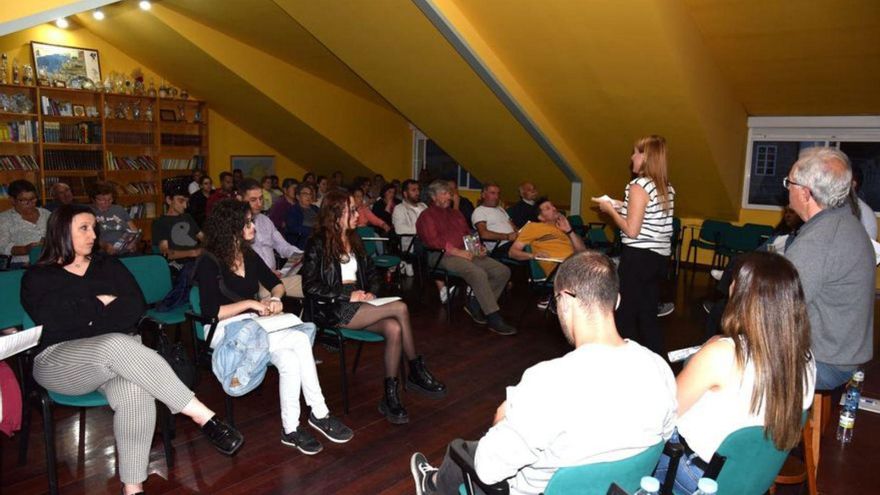 Acto de Movemento Salceda en A Picoña.   // D.P.