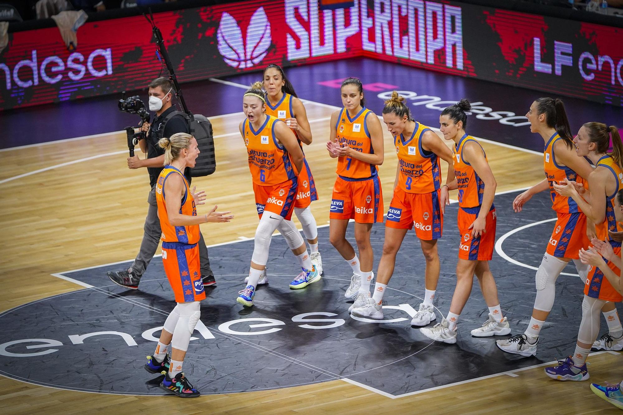 Final Supercopa LF Endesa Valencia Basket - Perfumerías Avenida