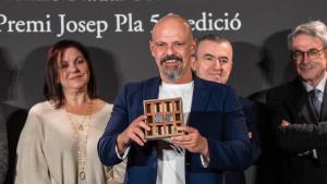 El ganador del Premio Nadal, César Pérez Gellida.