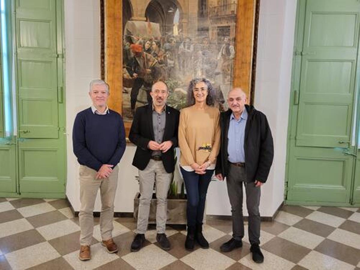 Aloy i Sixto amb representants de la Fundació Germà Tomàs Canet