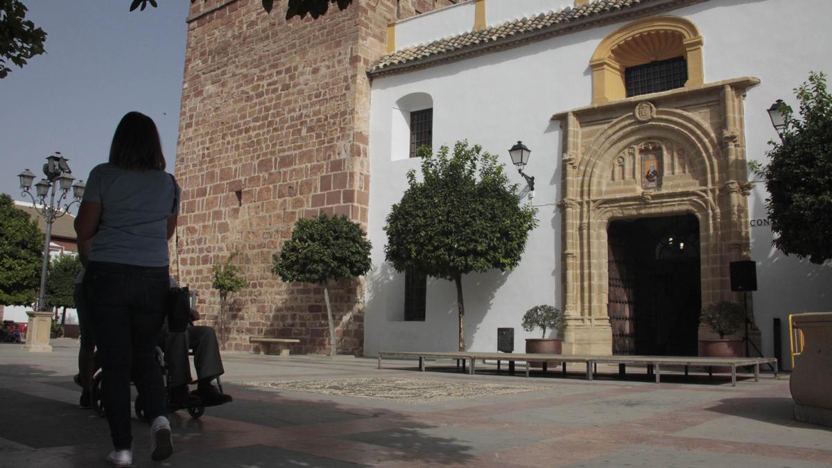 Vista de la fachada del Ayuntamiento de Villa del Río.