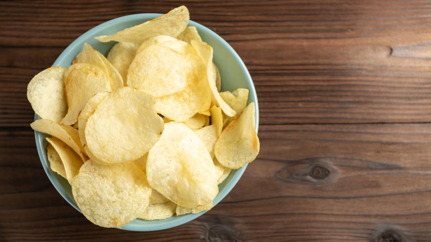 Una dietista muestra las patatas fritas de bolsa más saludables y están en Lidl: &quot;Muy, muy top&quot;