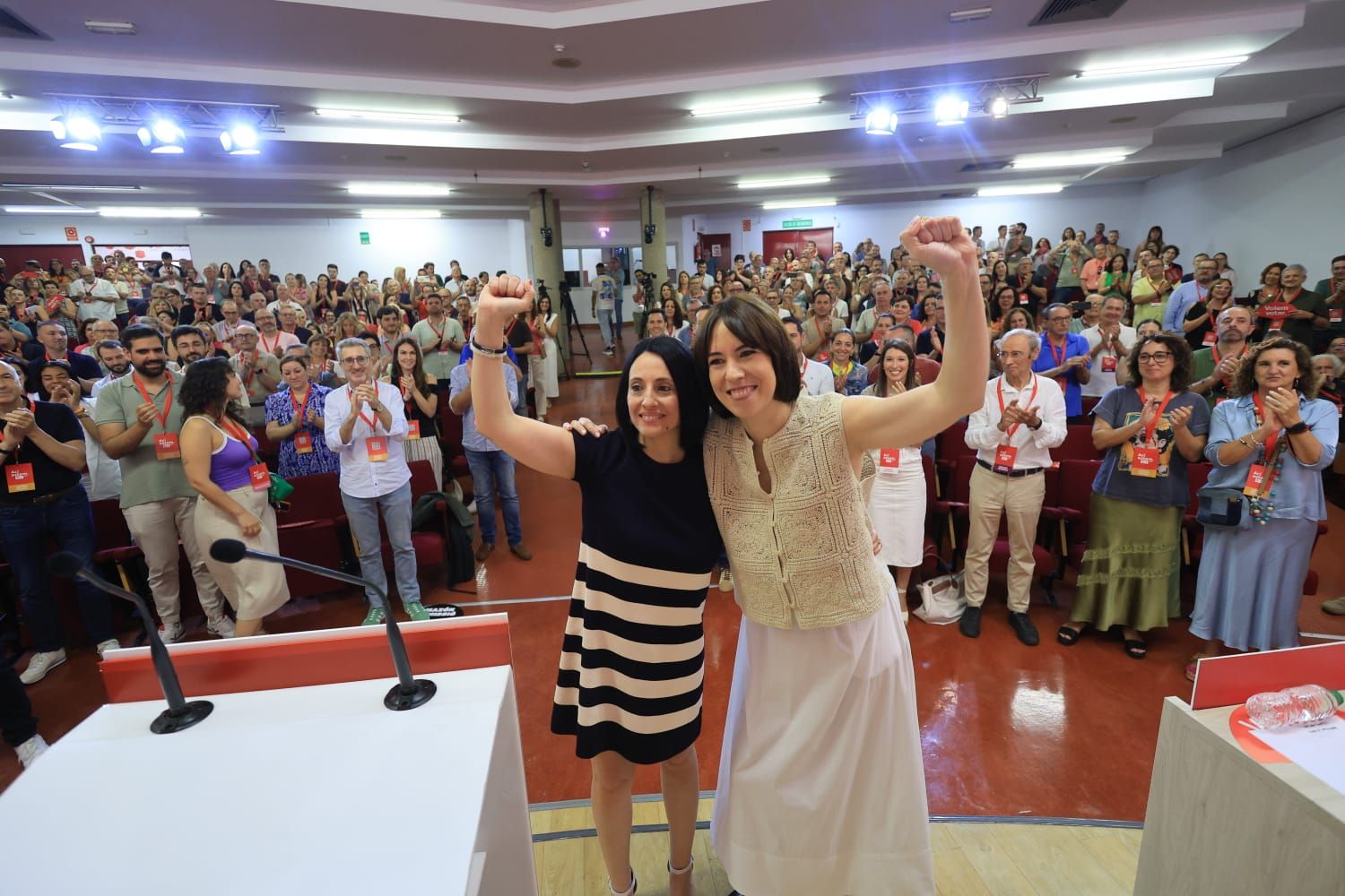 Todas las fotos del Comité Nacional del PSPV en València