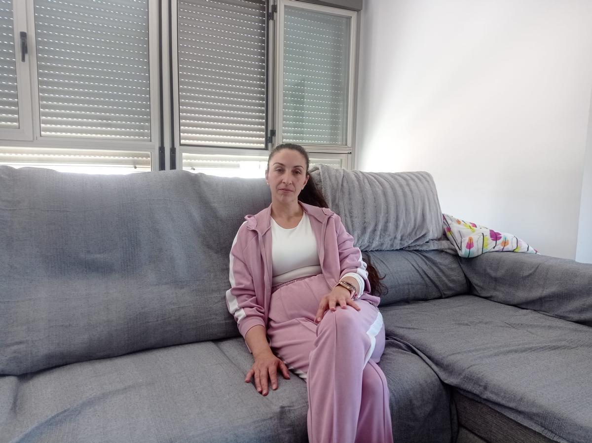Pamela en el piso de realojo de Sociópolis