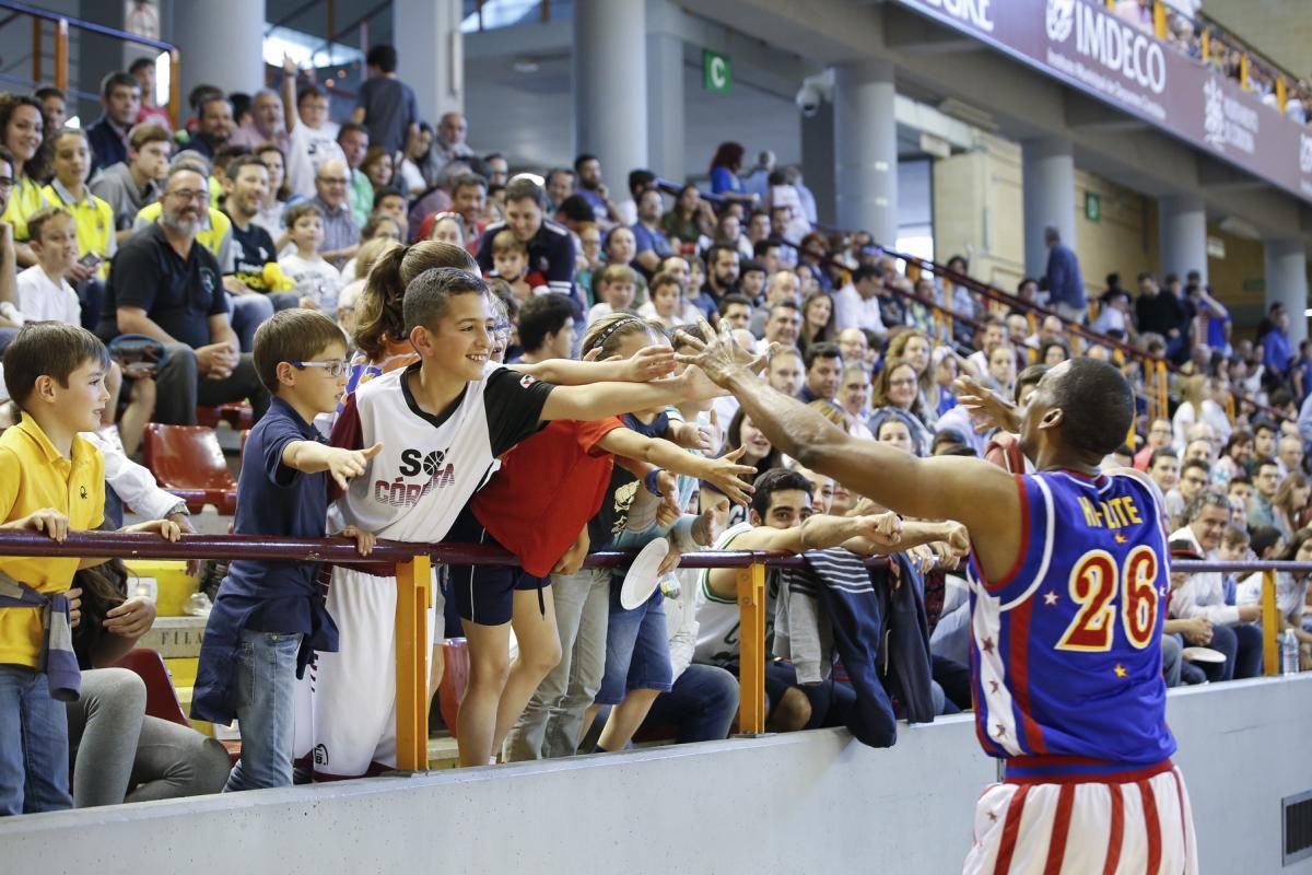 Los Globetrotters dan espectáculo en Vista Alegre