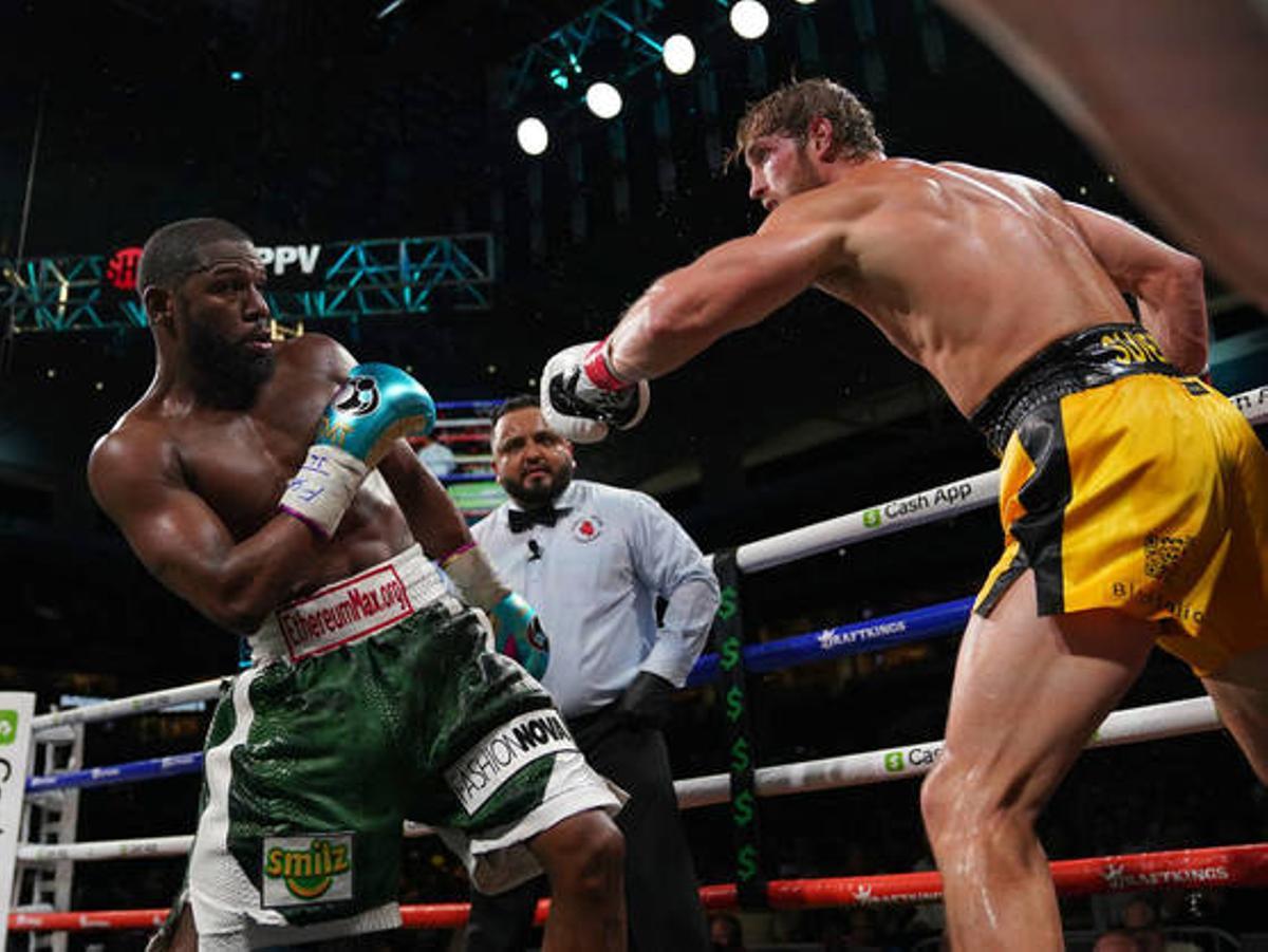 Logan Paul aguanta els vuit assalts a Mayweather