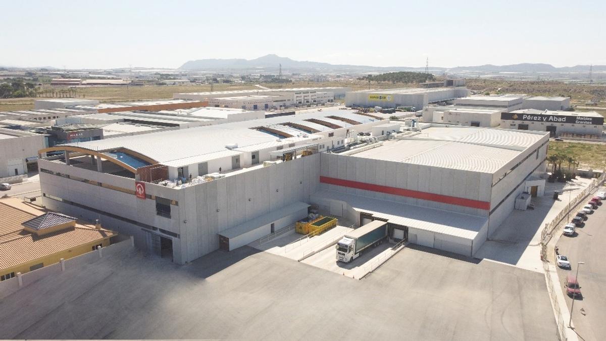 La nueva fábrica que ultima Carmencita en el polígono de El Fondonet, en Novelda.