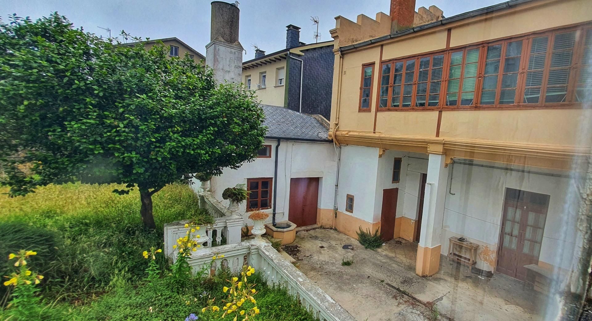 En imágenes: Joya arquitectónica de 1907 a la venta en el centro de Tapia