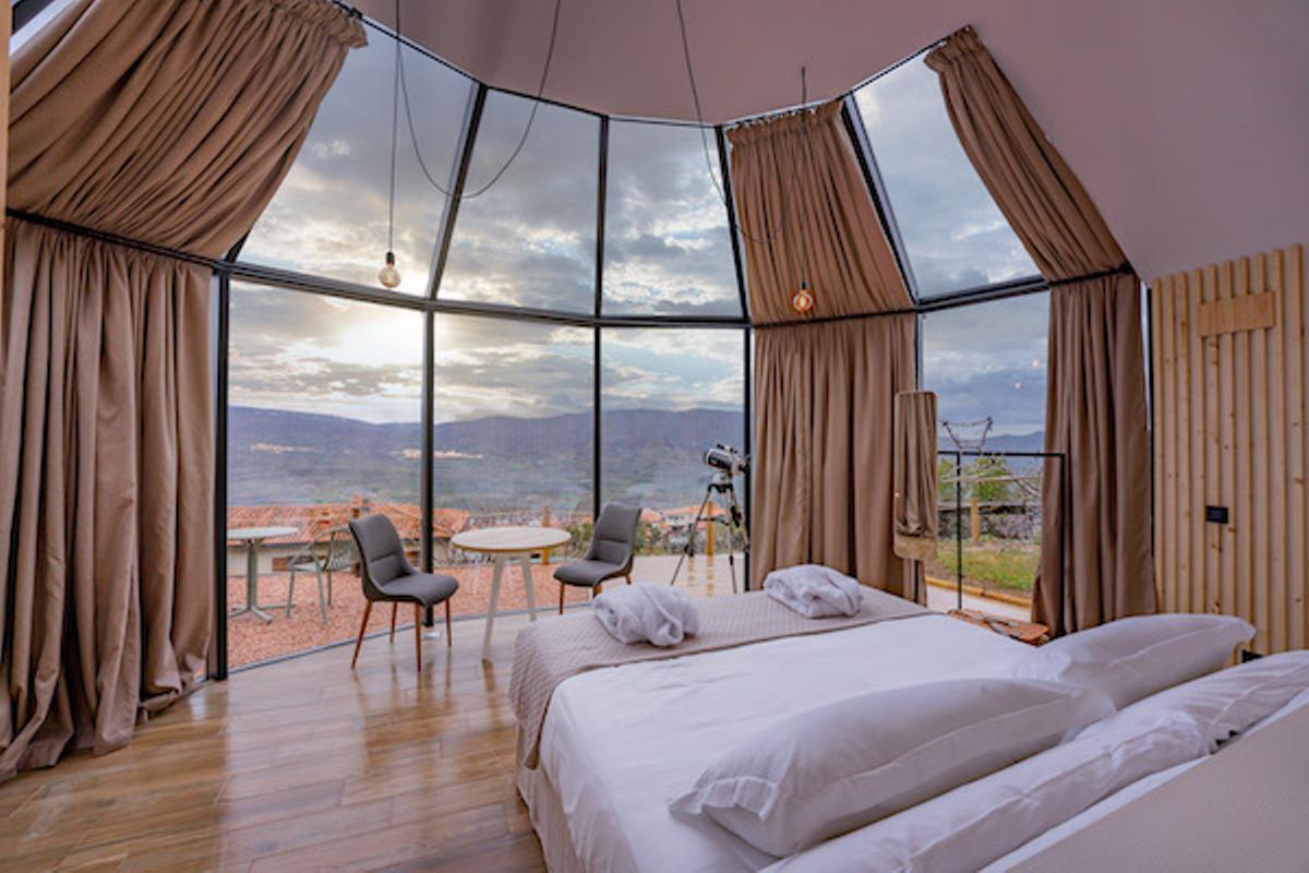 Una cabaña de pastores con todas las comodidades posibles y abierta a las vistas del Valle del Jerte