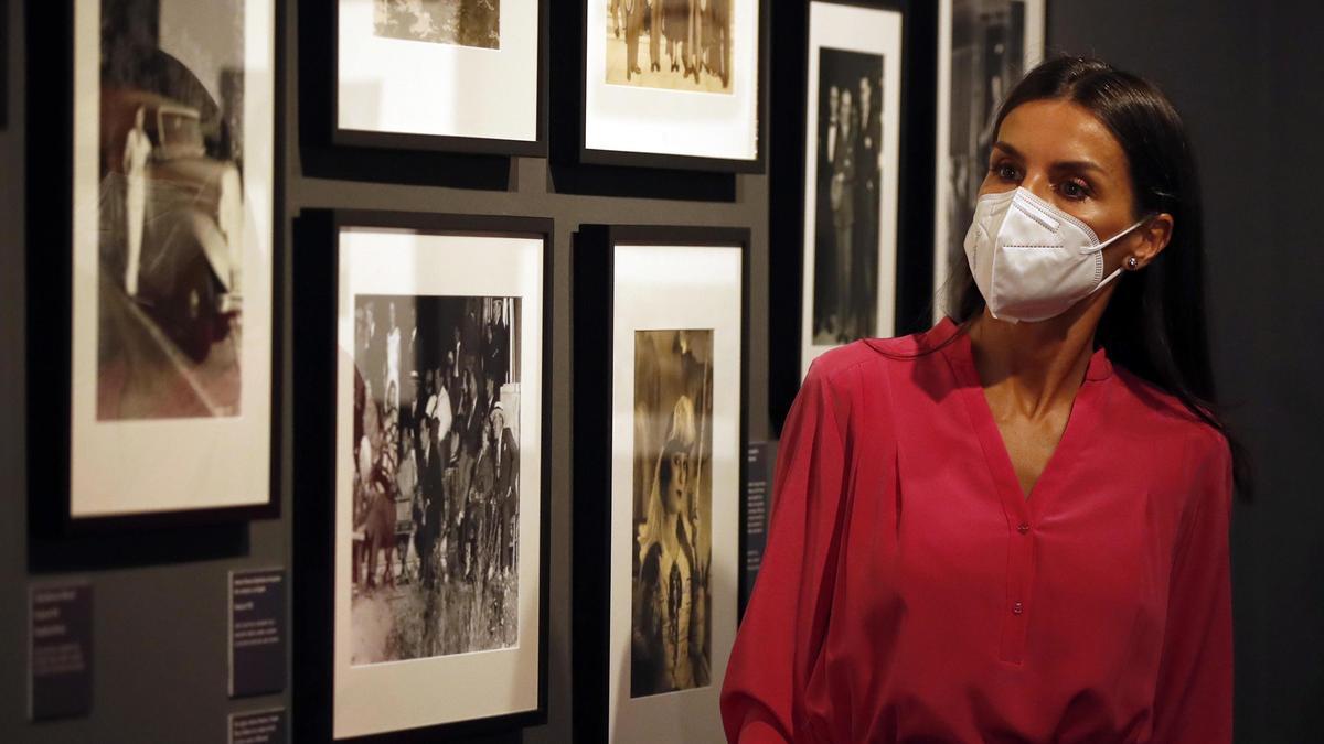 La reina Letizia durante la inauguración de &#039;Berlanguiano&#039; en Madrid.