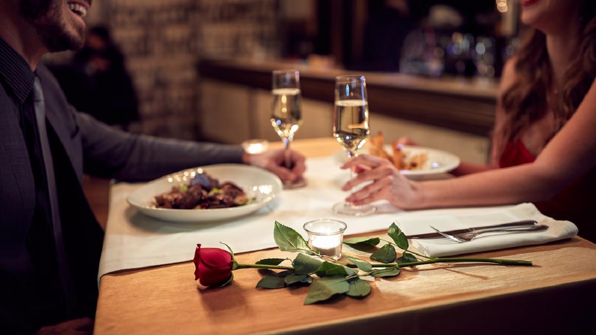 Los comensales no saben ni a qué restaurante van ni qué comerán