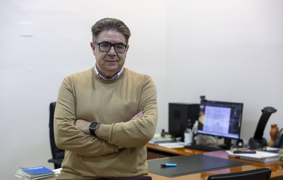 Antoni Bennasar, en su despacho de Sa Riera