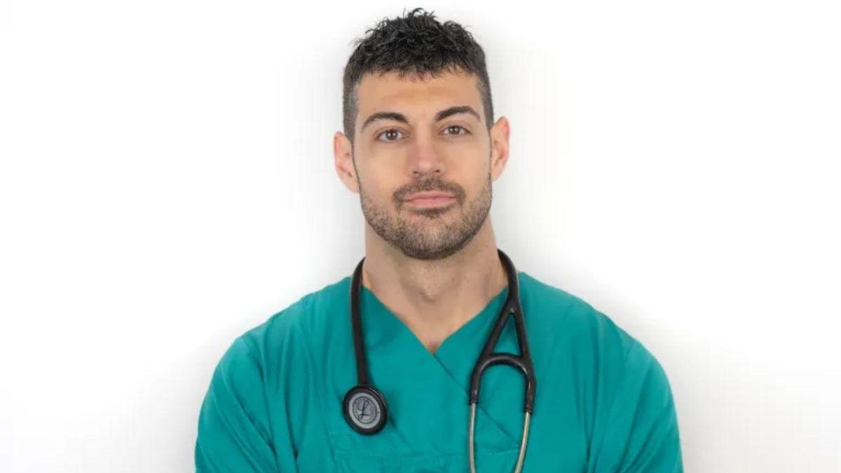 José Abellán (39), cardiólogo murciano Todos tenemos un número de latidos predestinados