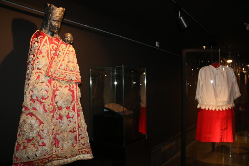 El Museu de Solsona edita un catàleg de la indumentària litúrgica dels darrers 4 segles