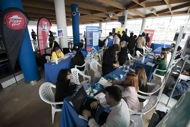 Trabajo en Ibiza: Más ofertas de empleo que trabajadores en Sant Antoni
