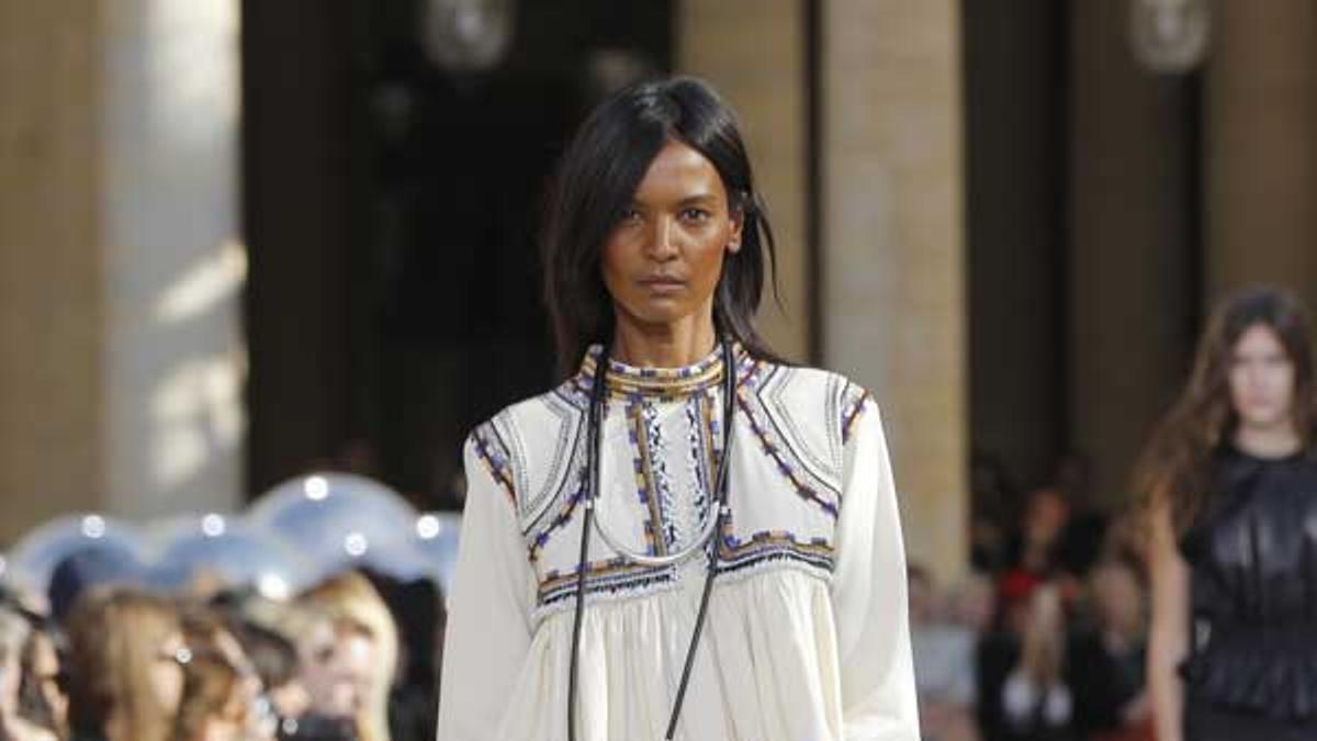 Paris Fashion Week PV16: Isabel Marant defiende el metalizado