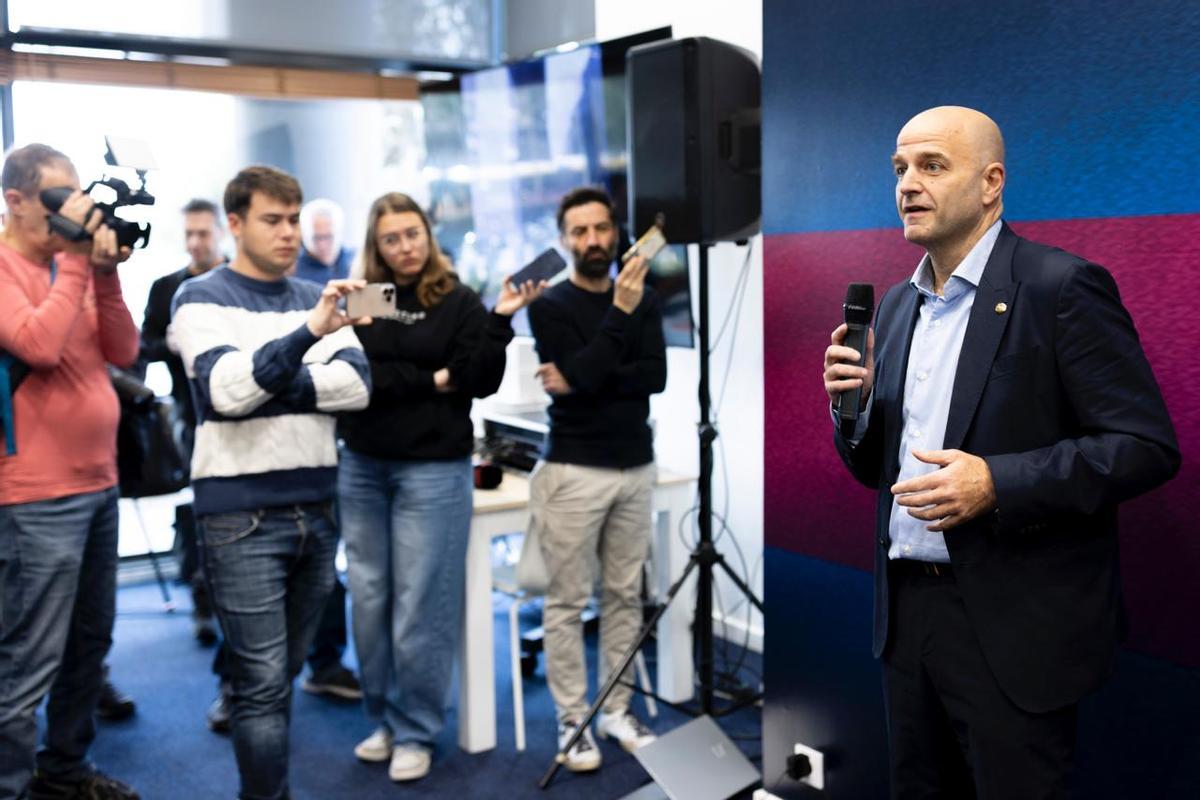 Xavi Vilajoana durante el acto de presentación de su sede electoral