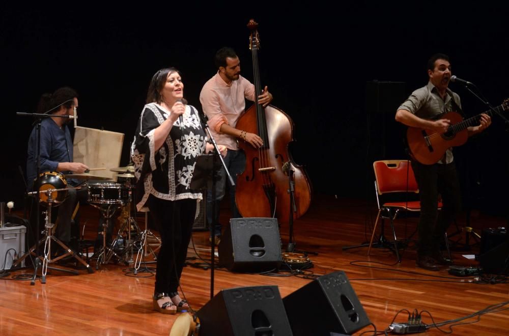 Concierto de la cantante Uxía en Ribadumia