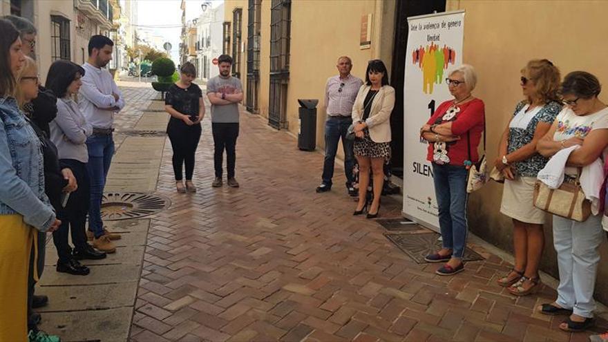 MINUTO DE SILENCIO contra la violencia de género