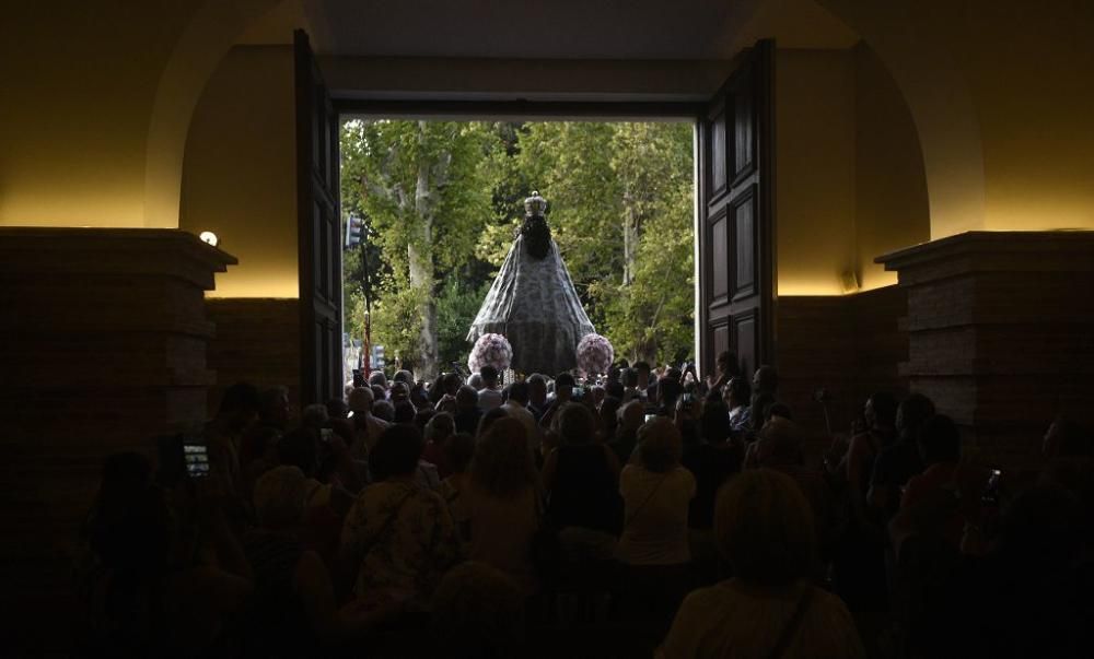 La Fuensanta baja en romería hasta la Catedral