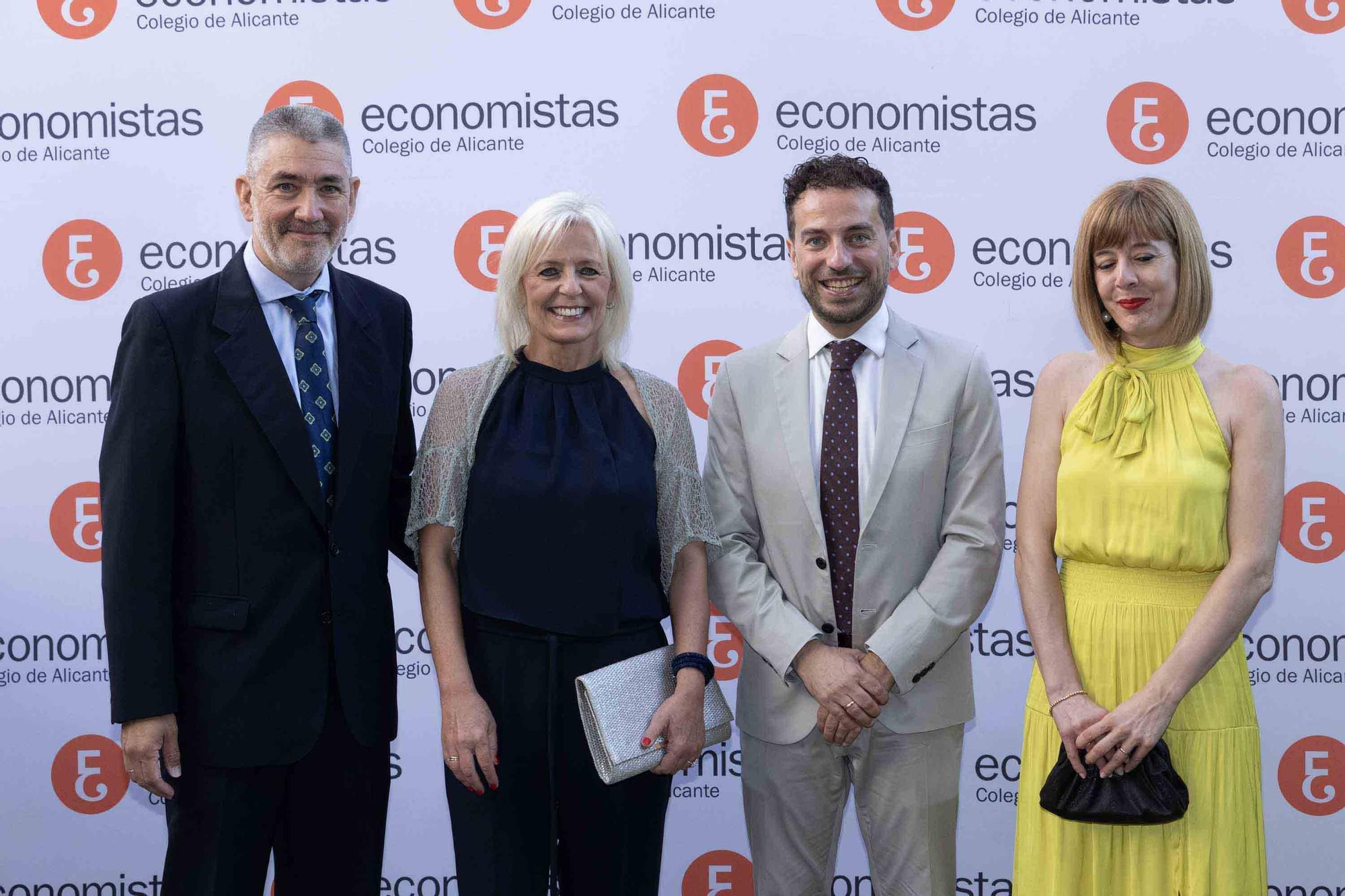 El Colegio de Economistas de Alicante celebra su cena anual en honor a su patrón